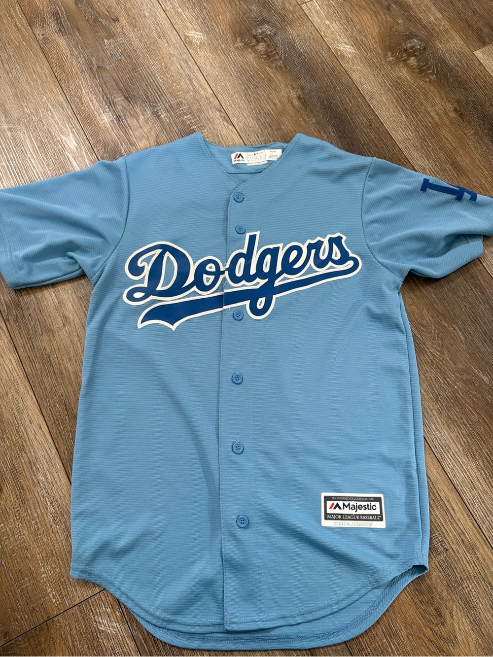 Majestic Light Blue MLB CoolBase Jersey Patch men’s size small